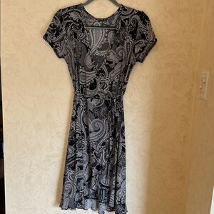 APT. 9 Black and Gray Paisley Midi Dress Size S